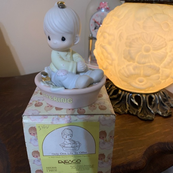 Precious Moment “Only One Life To Offer” - Picture 4 of 5